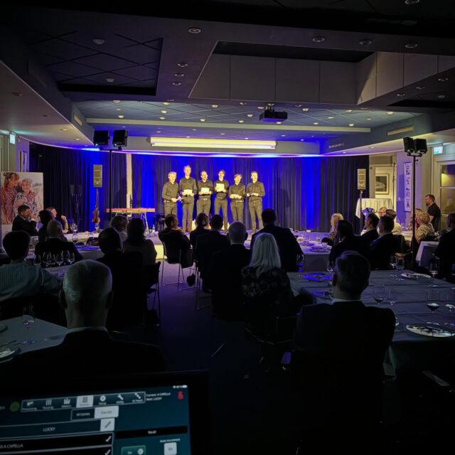 I denne kolde og sneklædte januar har vi blandt andet fået varmen med @satiregruppen_magt , som altid leverer et godt show ✨ 
Her er et par skud fra FOH på @comwellkongebrogaarden i Middelfart og @moltkes_palae 

#livesound #soundengineering #soundandlighting #lydoglys #lydteknik